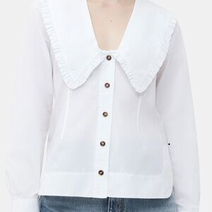 Ganni COTTON POPLIN V-NECK FRILL COLLAR SHIRT